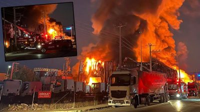 Kocaeli’de depo yangını: Takımlar müdahale ediyor