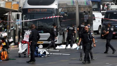 Kudüs’te silahlı saldırı! En az 4 kişi öldü