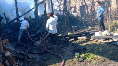 Kütahya’da arabada başlayan yangın, 3 meskeni kül etti