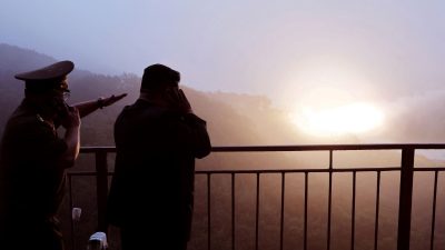 Kuzey Kore, motoru ateşledi: Kıtalararası gövde gösterisi