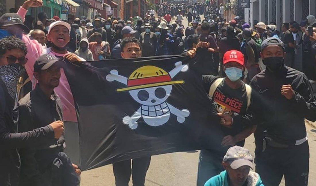 Madagaskar'da hükümet krizi, protestolar