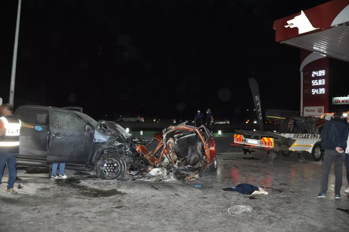 Manisa Salihli’de Feci Trafik Kazası Sonucu 5 Kişi Hayatını Kaybetti