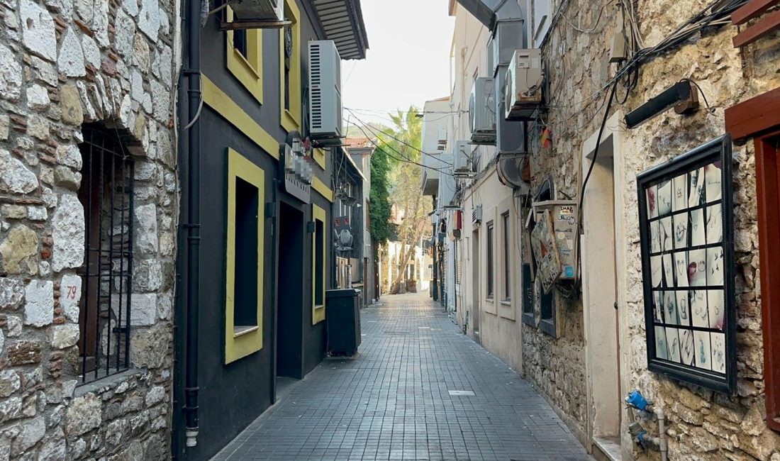 Muğla'nın Marmaris ilçesi Barlar