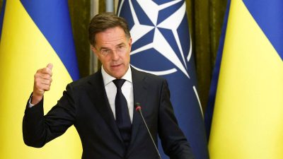 NATO alarma geçti: “Rus ordusunda büyük bir yığılma var”