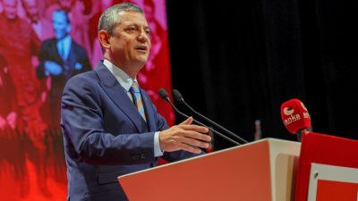 Özgür Özel: Biz bu gayrette cüret ve kararlılıkla yürüyoruz