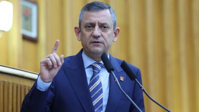 Özgür Özel, CHP’nin 22’nci Fevkalâde Kurultayı’na evvelki genel liderleri davet etti