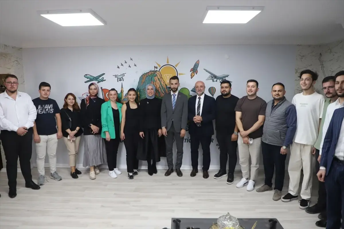 Safaa Koçoğlu’nun Afyonkarahisar Ziyareti ve Partililerle Buluşması
