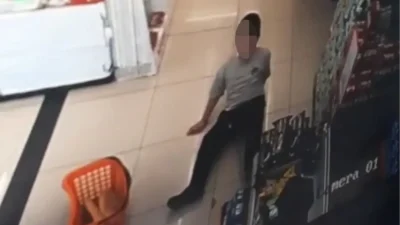 Sakarya’da Otizmli Çocuğa Şiddet Anı Güvenlik Kamerasında