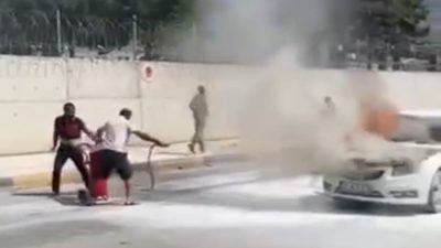 Seyir halinde alev alev yandı