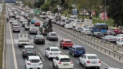 Şoförler dikkat! Ekim ayında başlıyor: Ödemeyen trafiğe çıkamayacak
