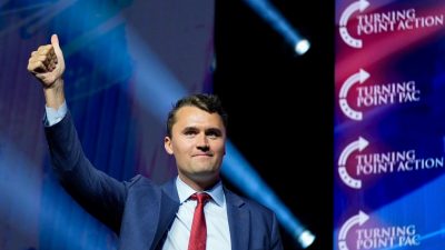 Trump destekçisi siyasi aktivist Charlie Kirk silahlı atağa uğradı!