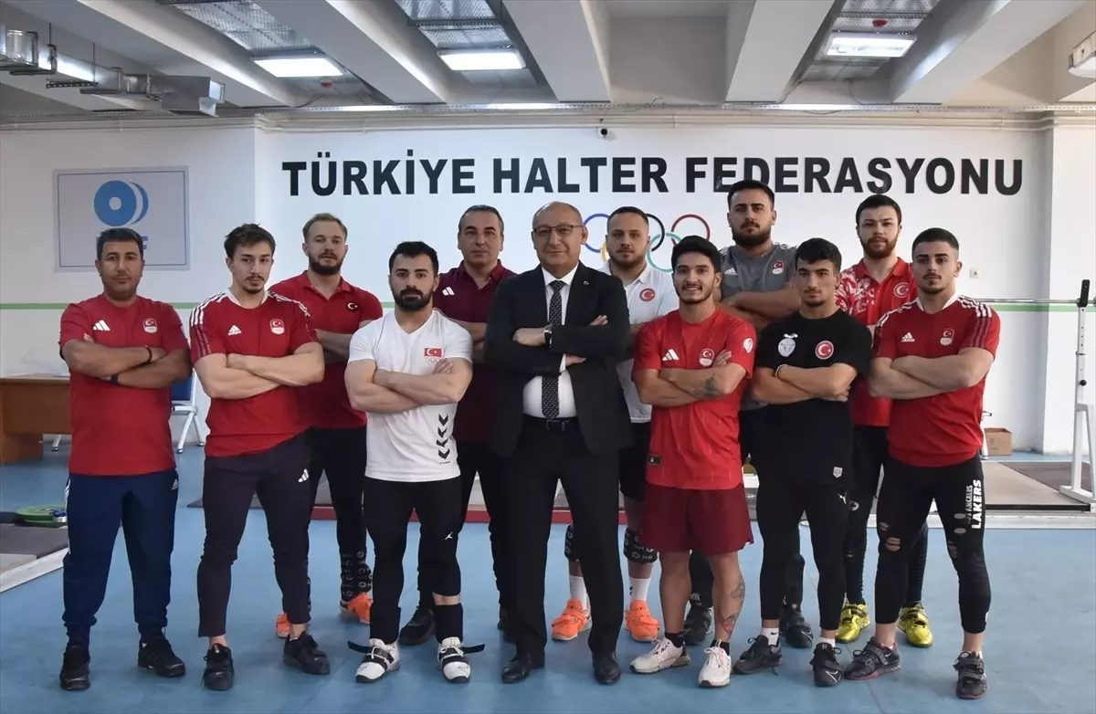 Türkiye Halter Takımı Norveç’teki Dünya Şampiyonası’na Hazırlanıyor