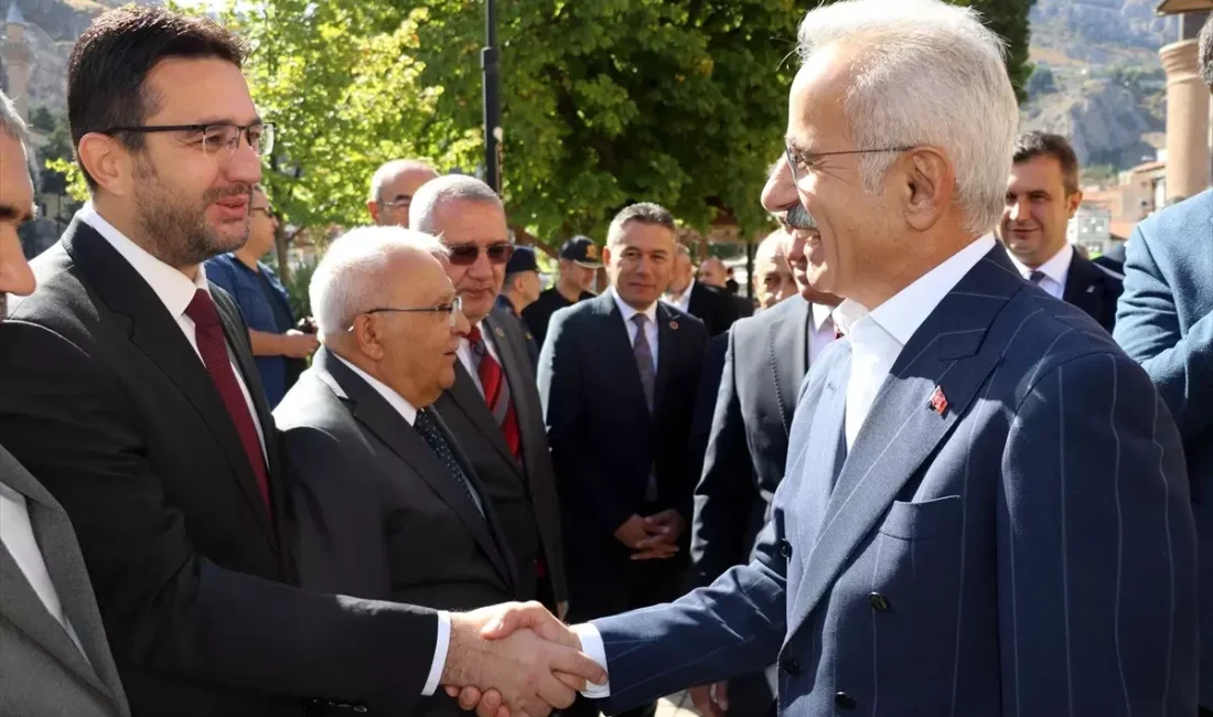 Ulaştırma Bakanı Abdulkadir Uraloğlu'nun