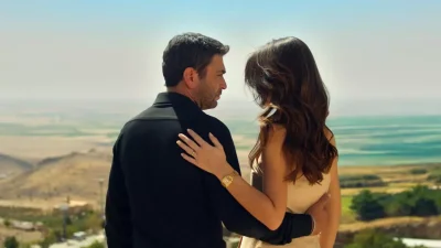 Uzak Şehir’in Yeni Sezonu ve Mardin’in Güzellikleri Ünlü Oyuncuların Gözünden