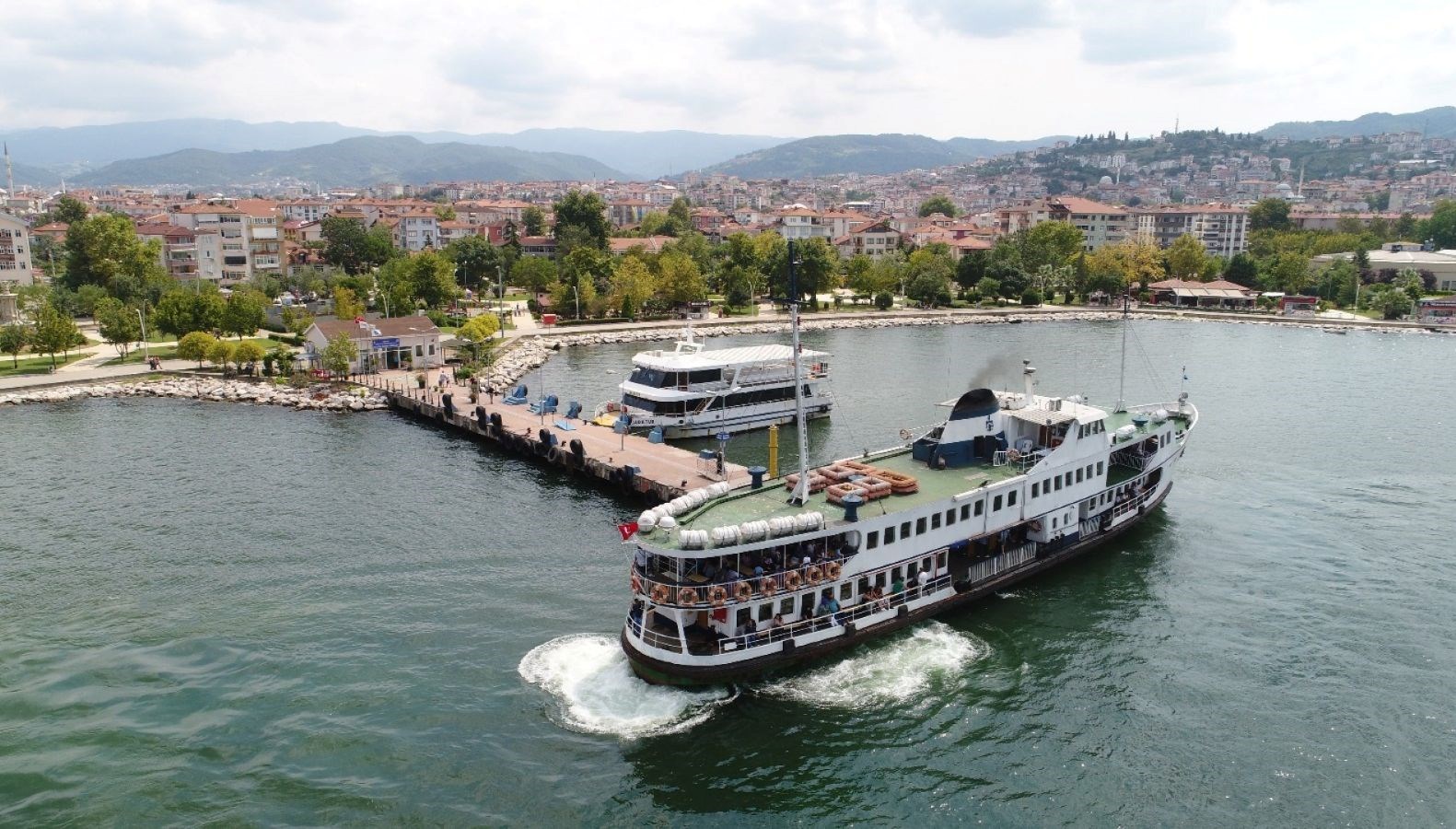Vapur seferleri kış tarifesine geçiyor: Fiyatlar yarıya indi, seferler arttı