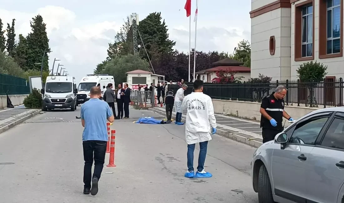 Yalova Adliyesi önündeki silahlı