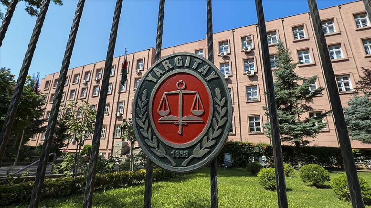 Yargıtay, eşine ‘Erkek değil’ diyen bayanın aldığı nafaka ve tazminatı iptal etti