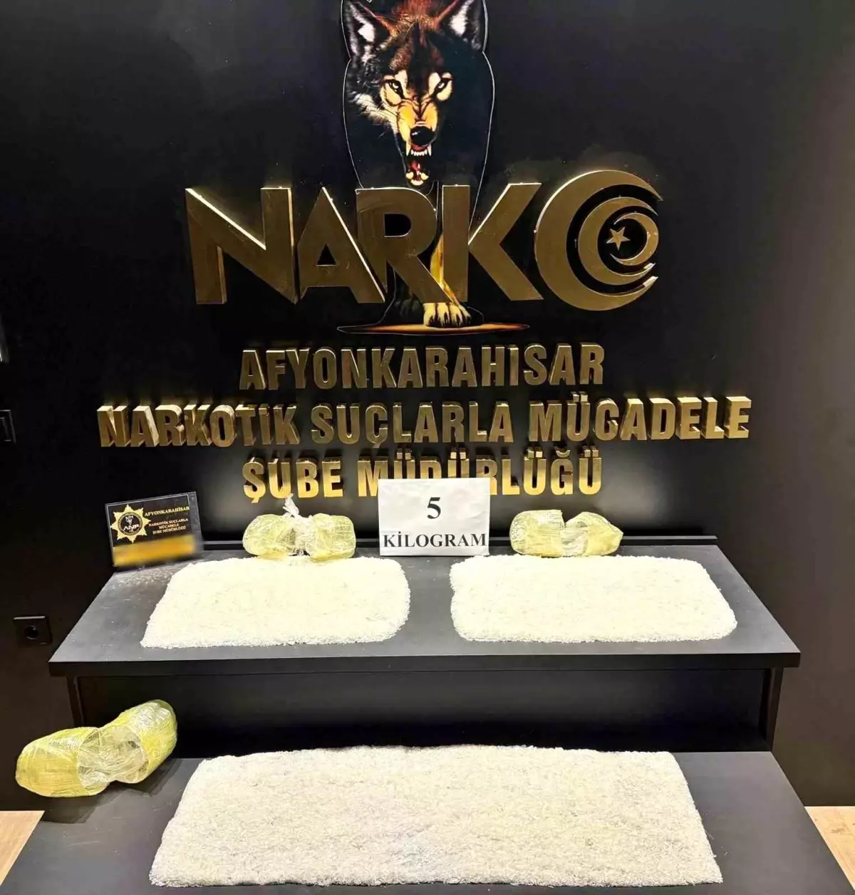 Afyonkarahisar’da Uyuşturucu Operasyonu ve Narkotik Köpekleri ile Güçlü Takip