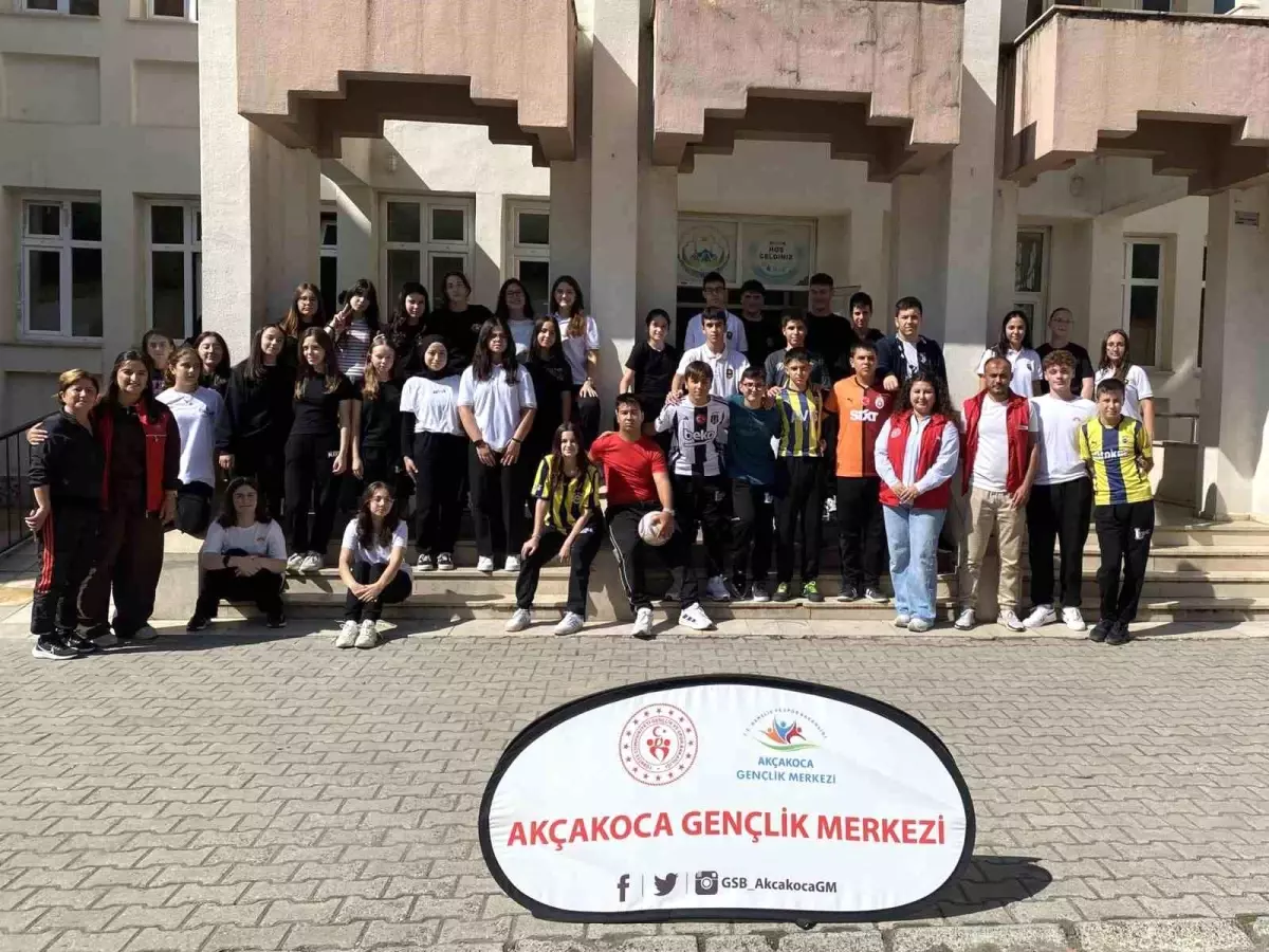 Akçakoca Gençlik Merkezi’nden Liselerde Spor Tanıtım Etkinlikleri