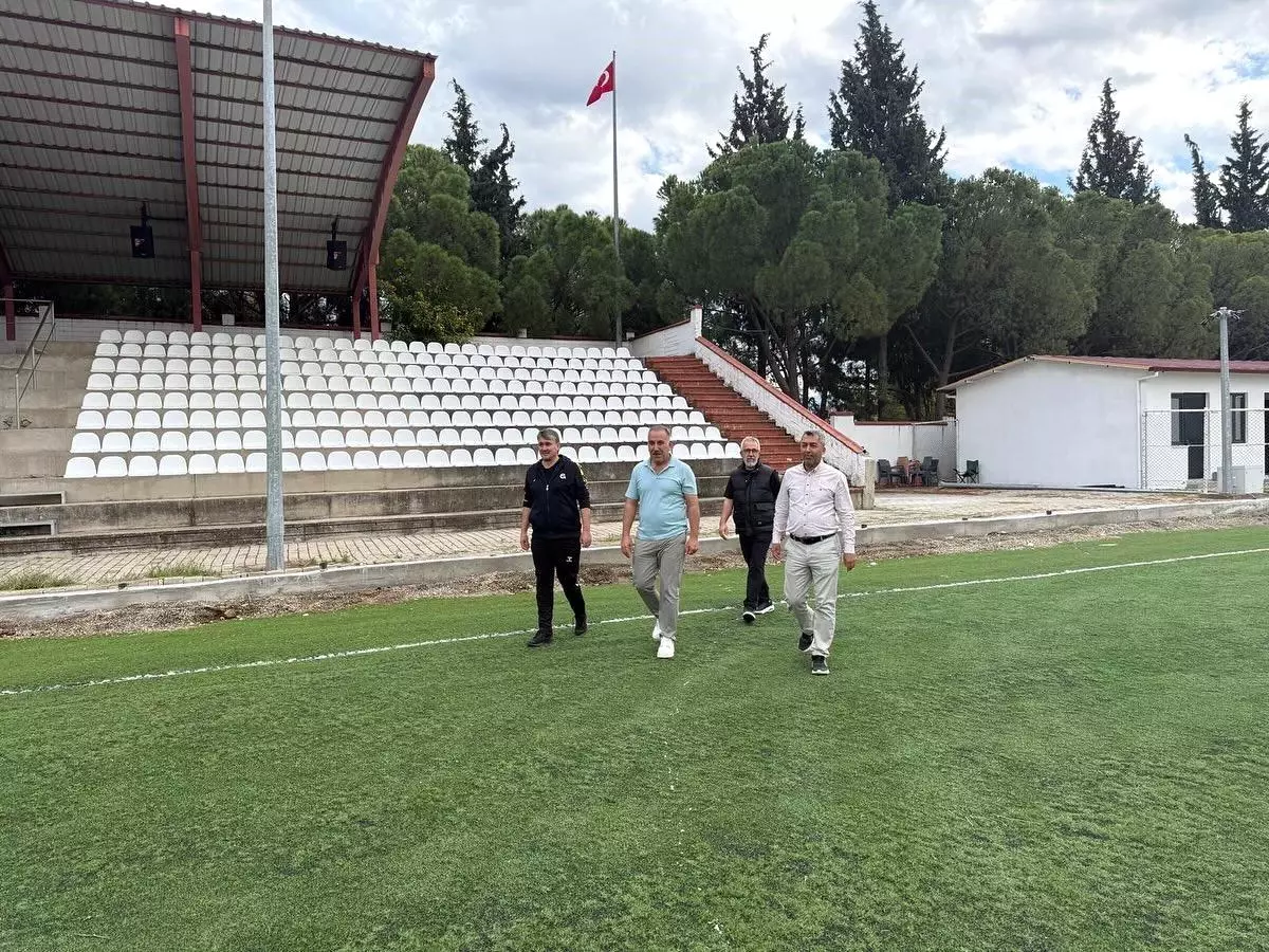 Aydın Gençlik ve Spor İl Müdürü Yığmatepe’den Kuyucak Stadyumu Yenileme Denetimi