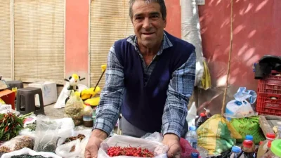 Aydın’da Sonbaharın Kırmızısı: Kızılcığın Sağlığa Faydaları ve Tüketim İpuçları