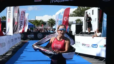 Ayvalık’ta 2025 Triatlonu Türkiye Kupası Finali Renkli Anlara Sahne Oldu