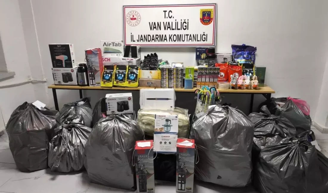 Başakale’de jandarma kaçakçılıkla mücadele