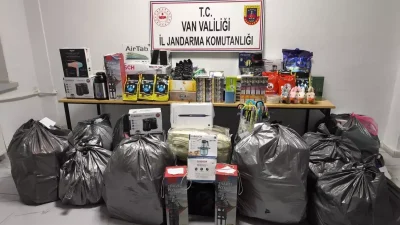 Başkale’de Jandarmadan Kaçakçılıkla Mücadele Operasyonu