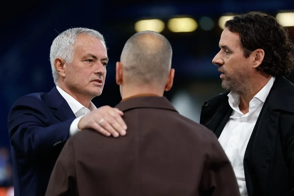 Benfica Teknik Ekibinde ve Oyuncularında Virüs Salgını Endişesiyle Portekiz Derbisi Gündemde