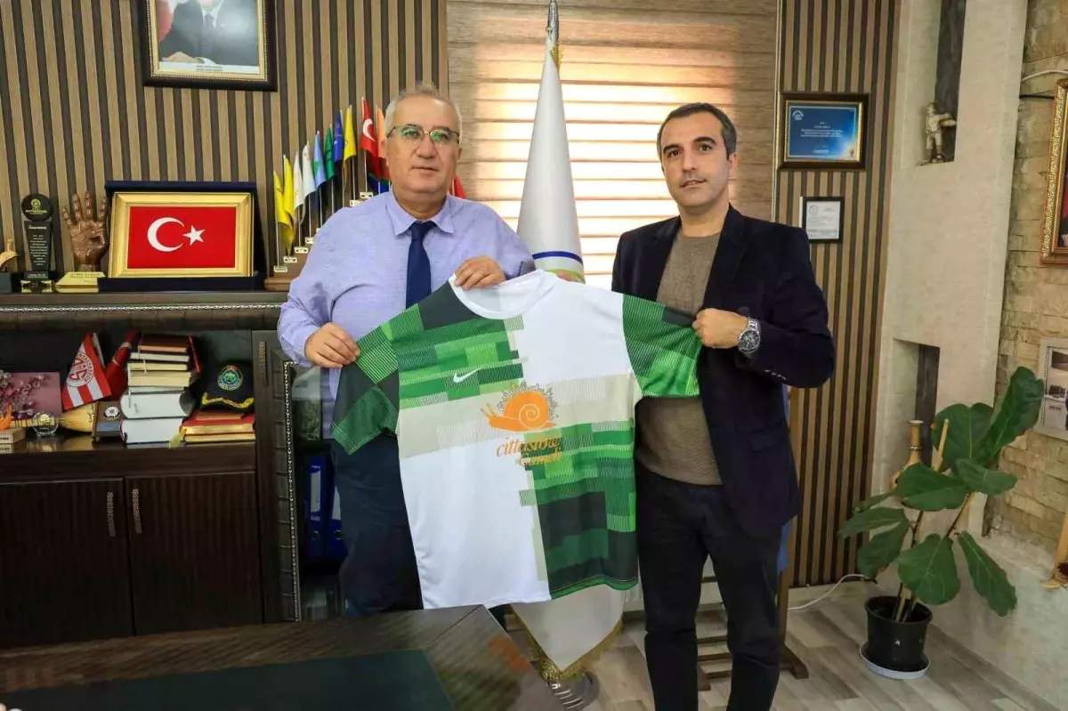 Çameli MYO Futbol Takımına Cittaslow Sponsoru Çameli Belediyesi’nden Destek