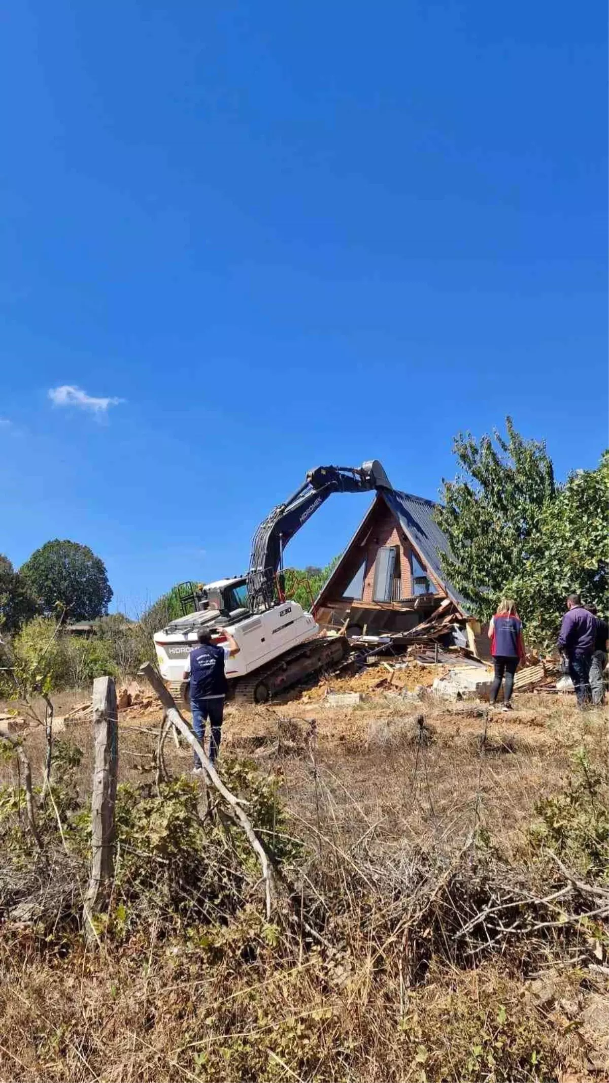 Çanakkale’de Kaçak Yapı Yıkım Çalışmaları Eylül Ayında Artarak Devam Etti