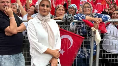 CHP Aksu Kadın Kolları Başkanı Menzil Çakmak’tan Şok İstifa Açıklaması