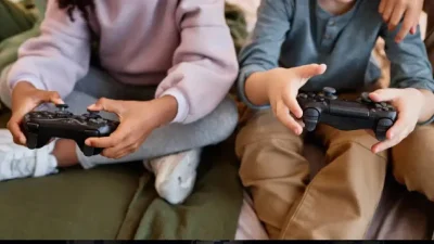 Çocuklar ve Dijital Oyunlar: Fırsatlar ve Riskler Üzerine Uzman Görüşleri
