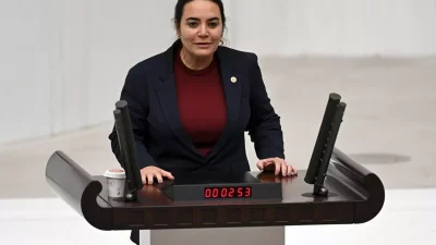 Diyarbakır’da Numan Kurtulmuş’un Kürtçe Konuşması ve Geniş Yankılanan Tepkiler