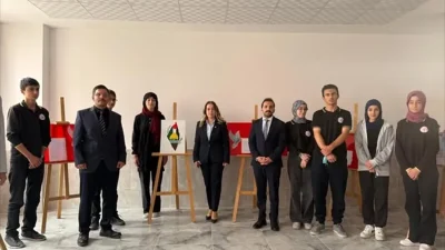 Elazığ Ağın Kaymakamı Tuğçe Yılmaz’dan Filistin Temalı Resim Sergisine Ziyaret