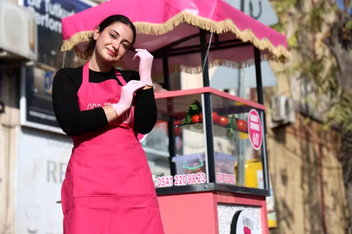 Elazığ Sanayisinde Kadın Girişimcinin Pembe Gobit Ekmeğiyle Renkli Dokunuşu