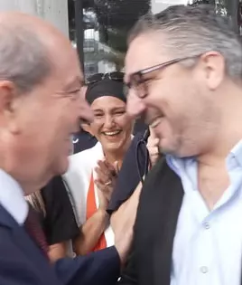 Ersin Tatar'ın Girne Ziyareti ve Belediye Başkanıyla Sıcak Anlar