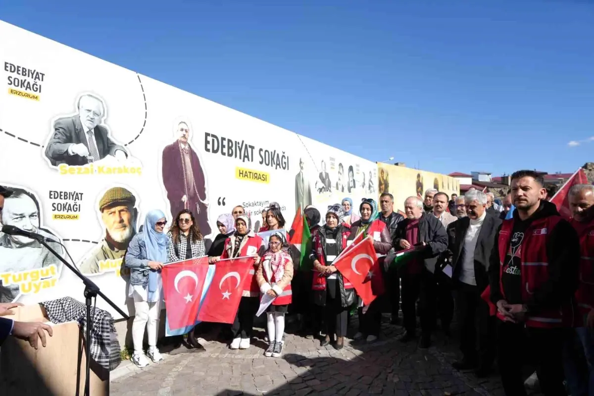 Erzurum’da Gazze Şiirleriyle Dayanışma Programı Yapıldı