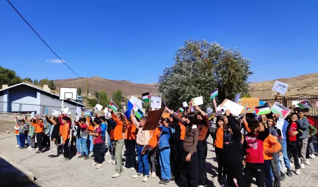 Erzurum'da öğrenciler Filistin'e destek