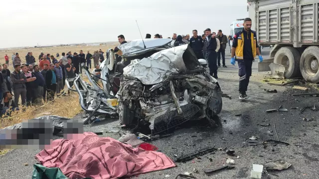 Eskil'de Feci Kaza: Üç Kardeş Hayatını Kaybetti, Kamyon Şoförü Gözaltında