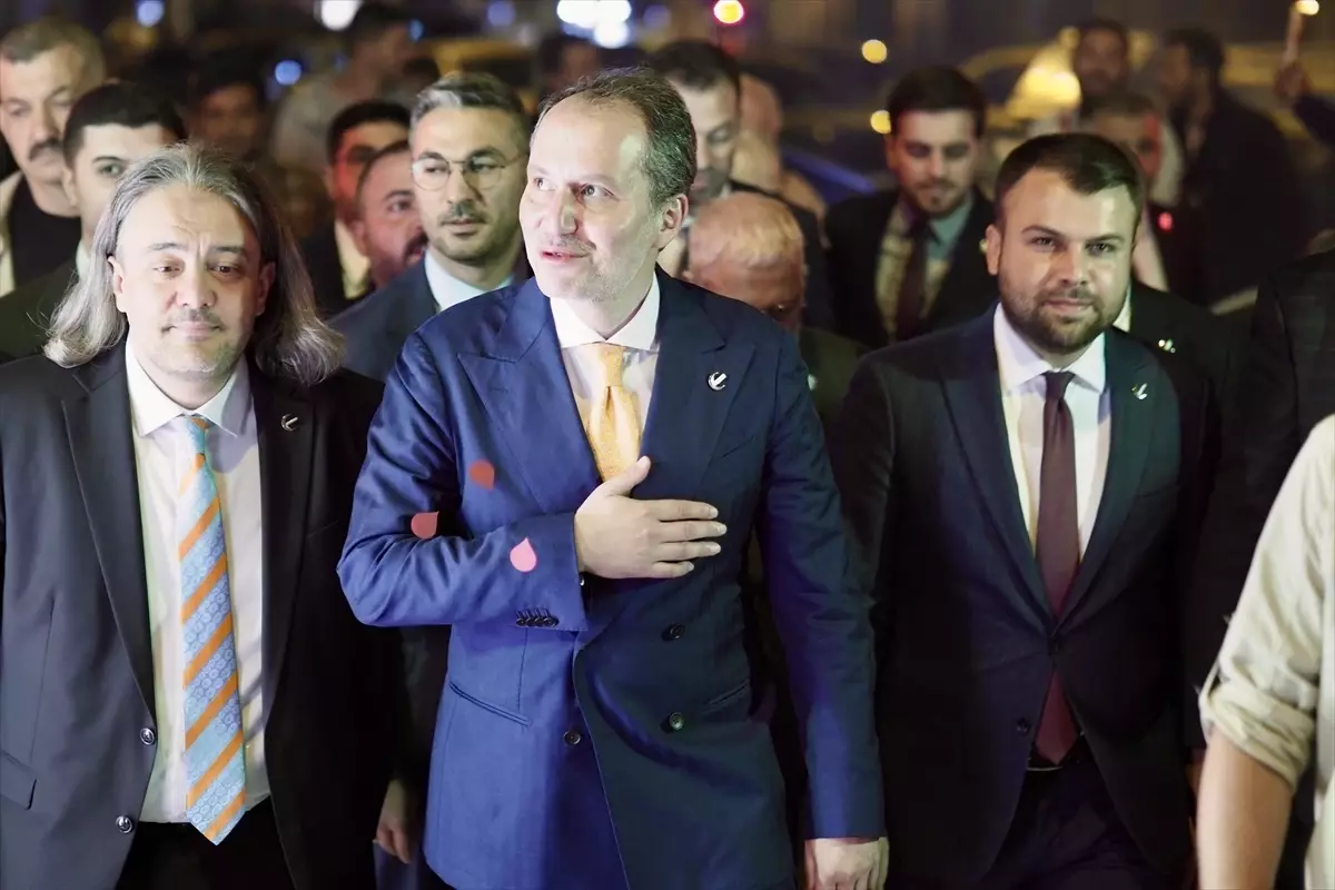 Fatih Erbakan İzmir İl Kongresi’nde Vizyonunu Paylaştı