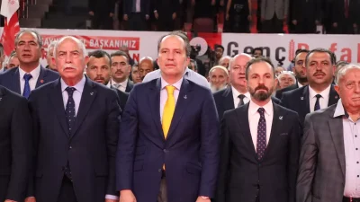 Fatih Erbakan’dan Sorumluluk ve Zafer Mesajlarıyla Dolu Kayseri Kongresi