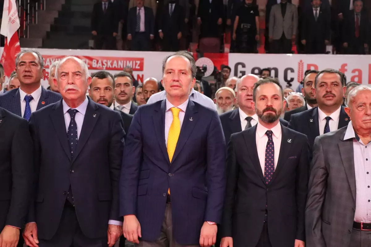 Fatih Erbakan’dan Sorumluluk ve Zafer Mesajlarıyla Dolu Kayseri Kongresi