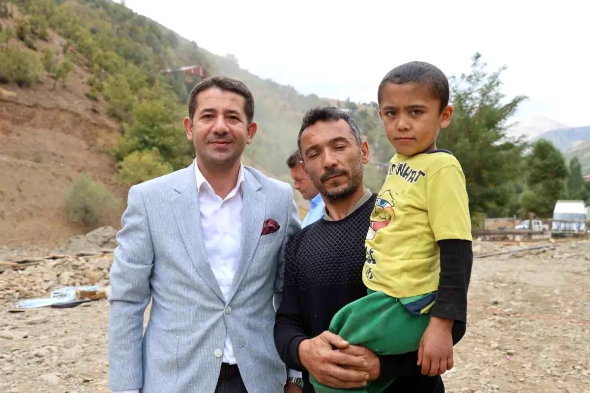 Feke Belediye Başkanı Cömert Özen’den Köylerde Modern Spor Alanları Atılımı