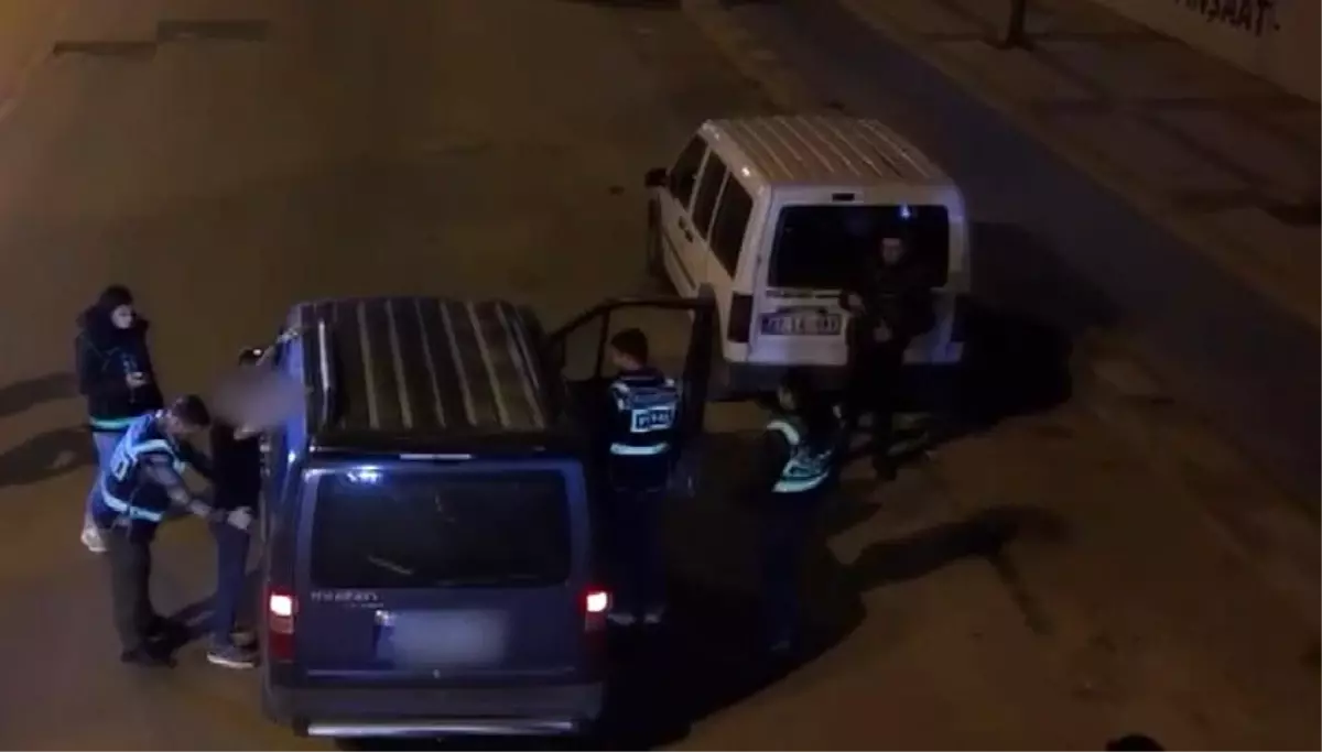 Gaziantep’teki Huzur Uygulamasında 14 Aranan Şüpheli Yakalandı ve 139 Araca İşlem Yapıldı