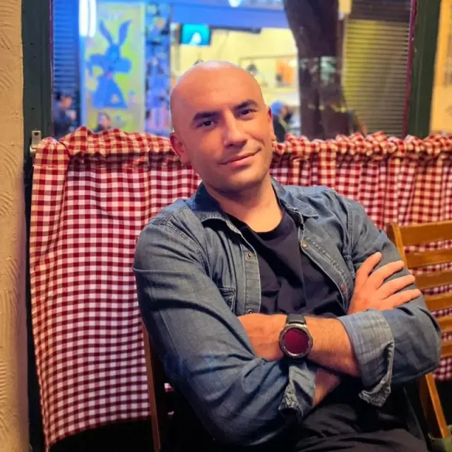 Giray Altınok, Belçika'da Çekilecek Yeni Türkiye Dizisinin Sunucusu Oldu