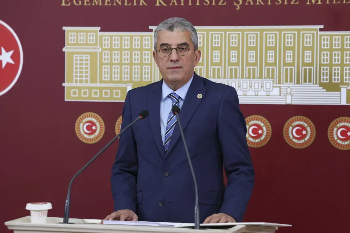 Günaydın’dan Ankara Belediye Başkanı Yavaş’a Destek ve Eleştirilere Sert Yanıt