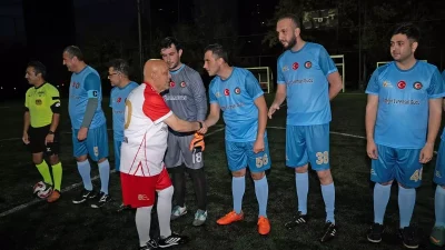 Hak-İş ve Basın Mensuplarından Dostluk ve Dayanışma Maçı Yapıldı