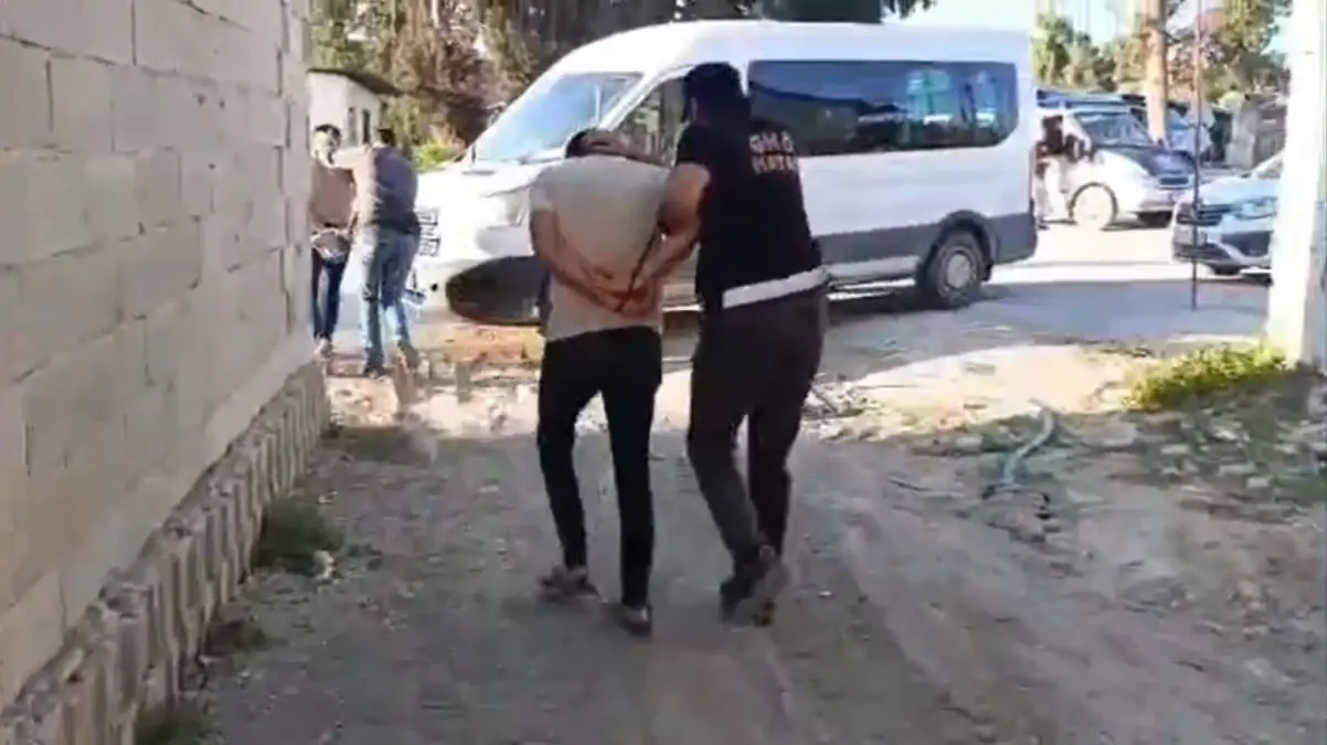Hatay ve Adana’daki Göçmen Kaçakçılığı Operasyonunda 10 Tutuklama