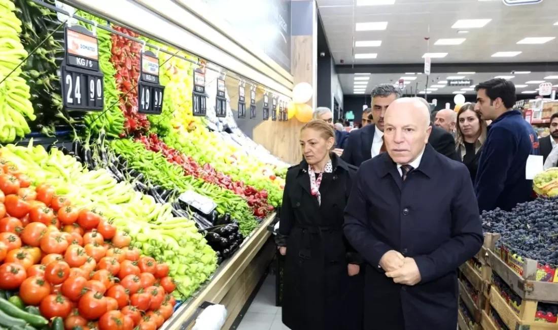 Hilalkent'te yeni halk pazarı